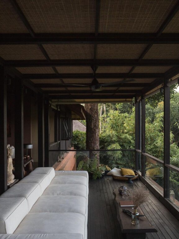 Earthy Luxury: Traditional Balinese Longhouse Transformed to a Boutique Villa