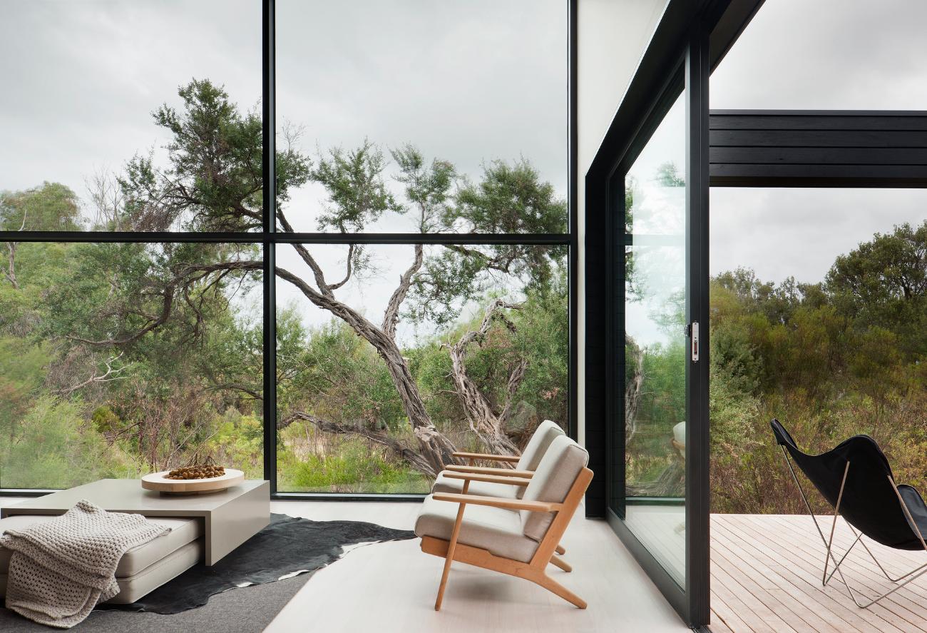 Black Timber Residence on the Mornington Peninsula by studiofour