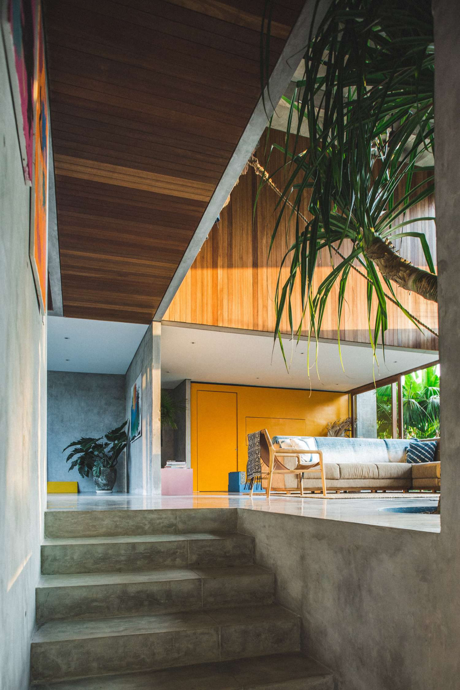 Tropical Brutalism: Concrete and Timber Home in Bali
