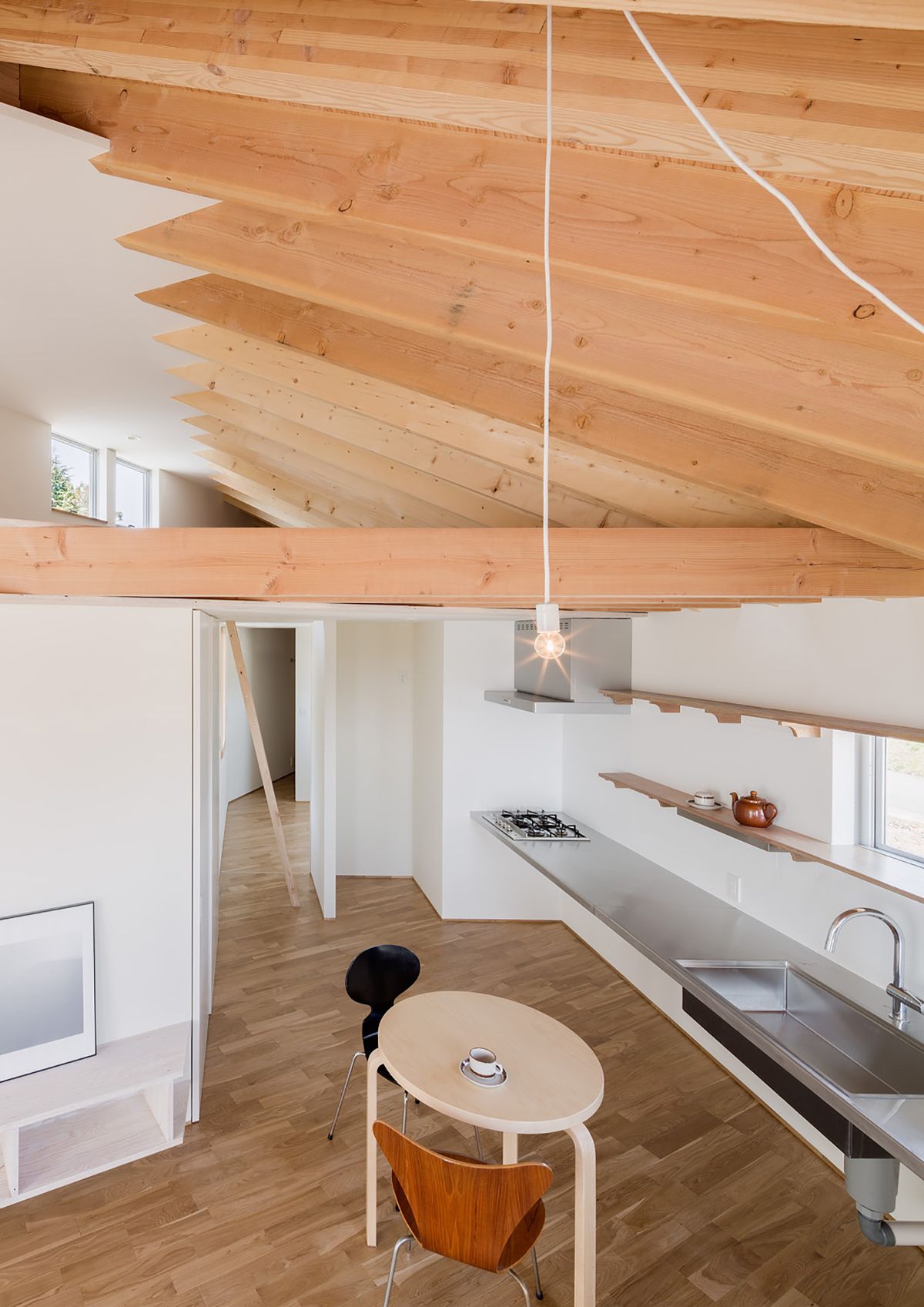 Minimalist Wooden House in Shinto designed by SNARK+OUVI